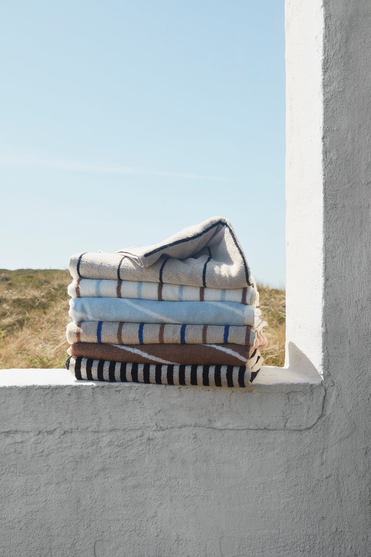 OYOY LIVING Raita Håndklæde, Caramel/Optic Blue - 100x150 cm